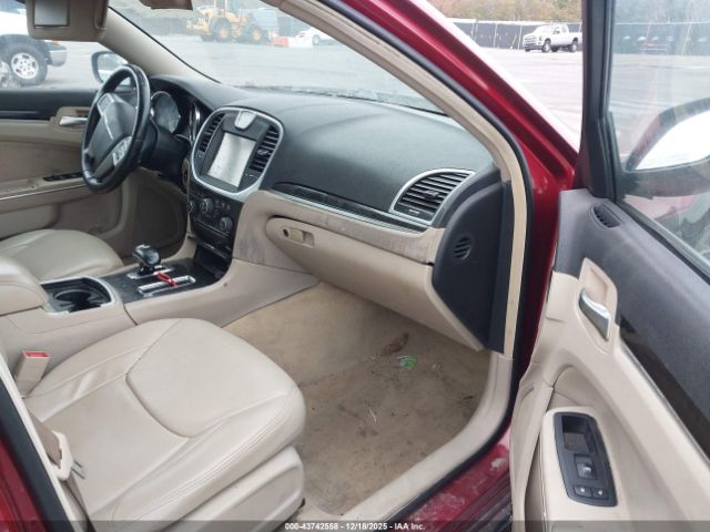 2014 CHRYSLER 300 2C3CCAAGXEH235650 Photo 4