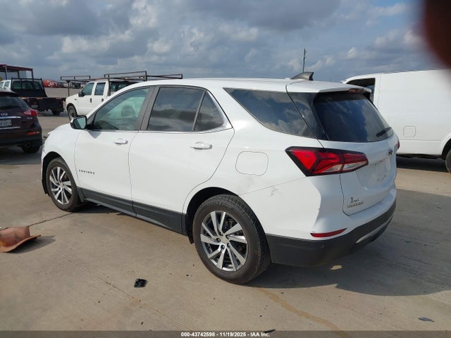2022 CHEVROLET EQUINOX 3GNAXKEV7NS121888 Photo 2