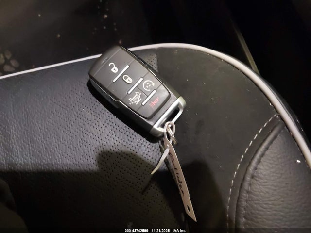 43742599 :رقم المزاد ، 3C63R5FL1SG578907 vin ، 2025 Ram 2500 Laramie  4x4 6'4 Box مزاد بيع