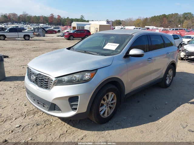 43742660 :رقم المزاد ، 5XYPG4A36KG584153 vin ، 2019 Kia Sorento 2.4l L مزاد بيع