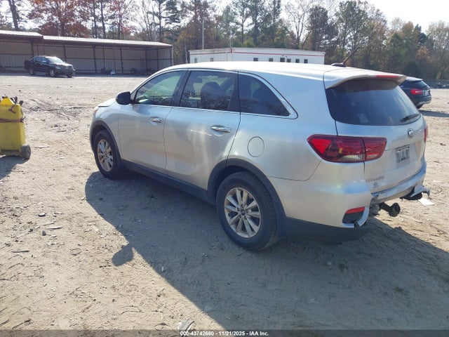 43742660 :رقم المزاد ، 5XYPG4A36KG584153 vin ، 2019 Kia Sorento 2.4l L مزاد بيع