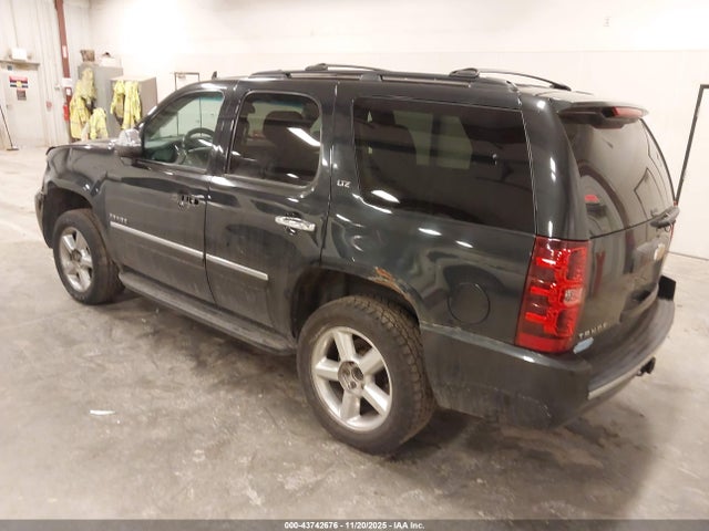 2012 CHEVROLET TAHOE 1GNSKCE04CR241886 Photo 2
