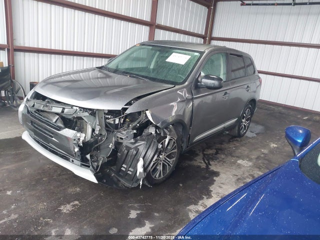 2018 MITSUBISHI OUTLANDER JA4AD2A35JJ003432 Photo 1