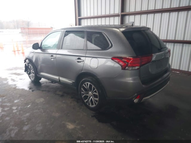 2018 MITSUBISHI OUTLANDER JA4AD2A35JJ003432 Photo 2