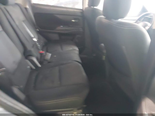 2018 MITSUBISHI OUTLANDER JA4AD2A35JJ003432 Photo 7