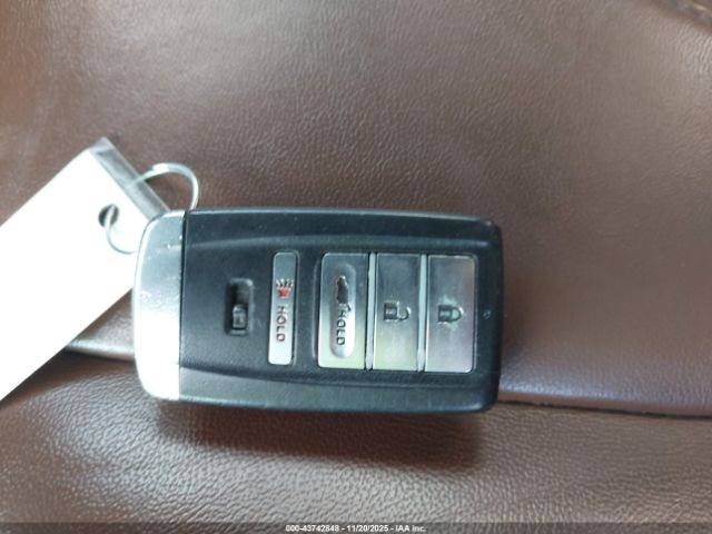 2019 ACURA RDX 5J8TC2H52KL023752 Photo 10