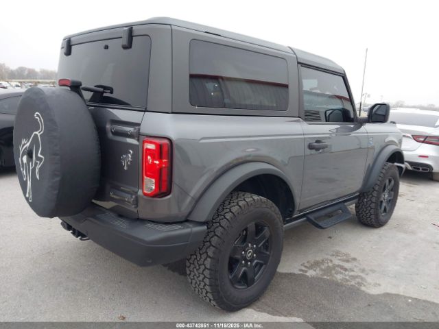 2023 FORD BRONCO 1FMDE5AP4PLB98565 Photo 3