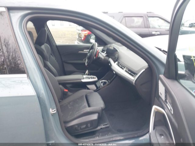 2024 BMW X1 WBX13EF0XR5Z00715 Photo 4