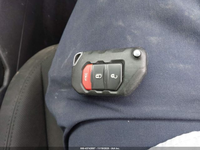 2022 JEEP WRANGLER UNLIMITED 1C4HJXDG2NW273400 Photo 10