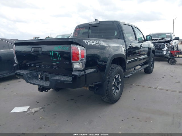 Продажа на аукционе авто 2022 Toyota Tacoma Trd Off Road, vin: 3TMCZ5AN6NM477255, номер лота: 43742899