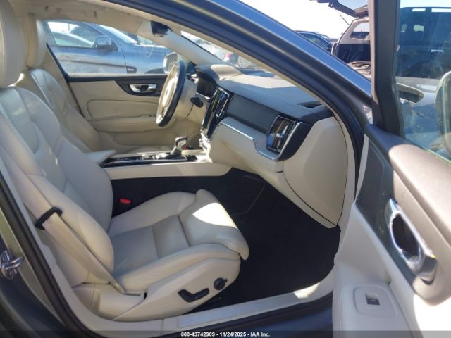 2021 VOLVO S60 7JR102FL8MG092880 Photo 4