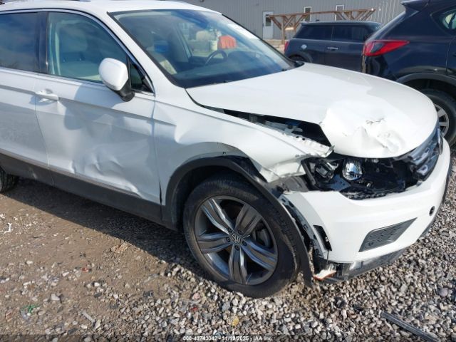 2019 VOLKSWAGEN TIGUAN 3VV4B7AX1KM060354 Photo 5