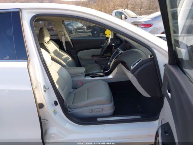 2016 ACURA TLX 19UUB1F38GA004872 Photo 4