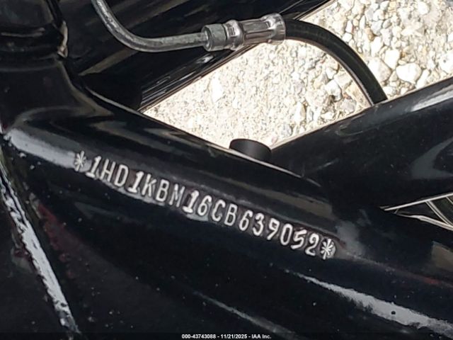 2012 HARLEY-DAVIDSON FLHX 1HD1KBM16CB639052 Photo 9