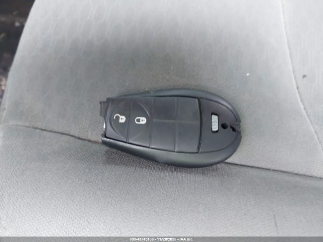 2015 RAM 1500 1C6RR7KG8FS647850 Photo 10