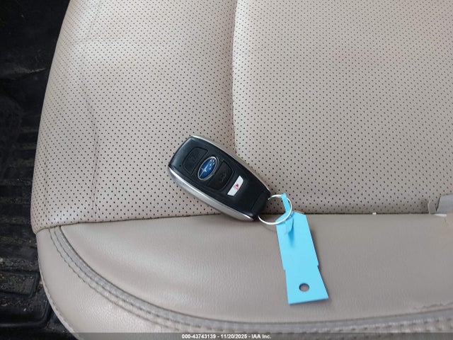 Продаж на аукціоні авто 2018 Subaru Outback 2.5i Limited, vin: 4S4BSANC0J3351854, номер лоту: 43743139