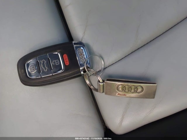 2010 AUDI S5 WAUCGAFH8AN013625 Photo 10