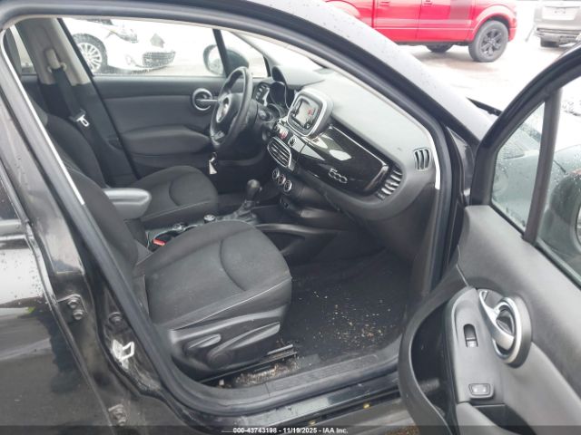 2016 FIAT 500X ZFBCFXBT0GP437707 Photo 4