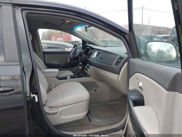 2018 KIA SEDONA KNDMB5C17J6363472 Photo 4