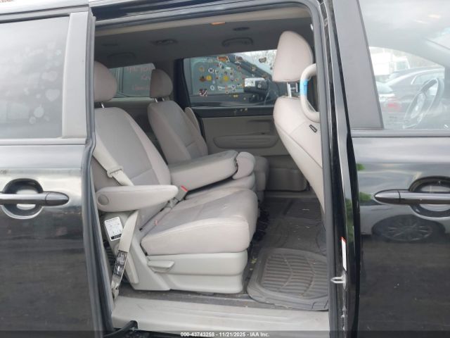 2018 KIA SEDONA KNDMB5C17J6363472 Photo 7