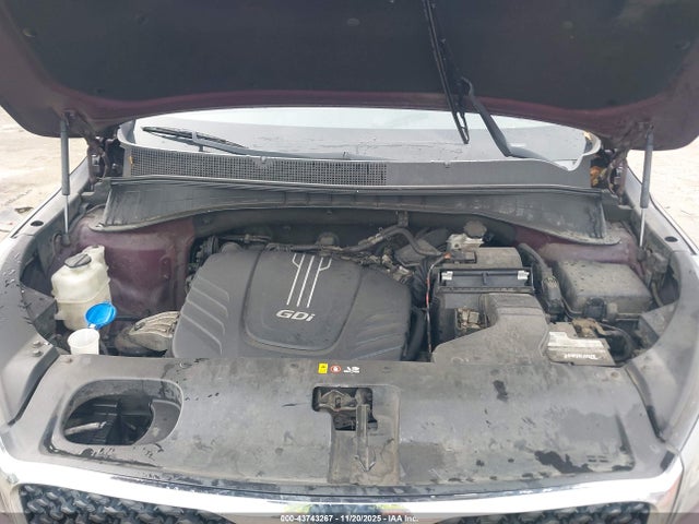 5XYPGDA55GG003914 KIA Sorento 3.3l Lx