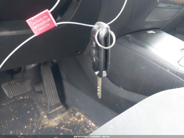 5XYPGDA55GG003914 KIA Sorento 3.3l Lx