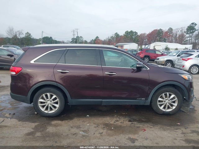5XYPGDA55GG003914 KIA Sorento 3.3l Lx