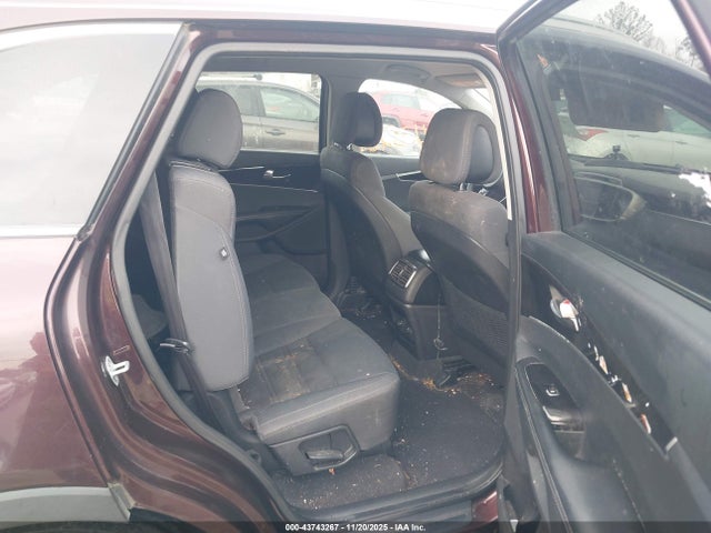 5XYPGDA55GG003914 KIA Sorento 3.3l Lx