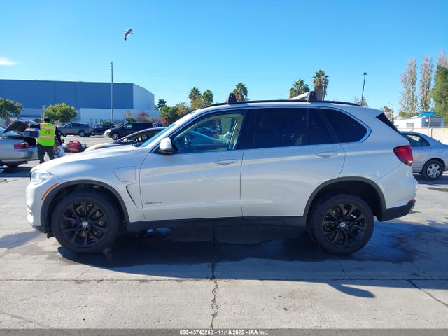 43743268 :رقم المزاد ، 5UXKT0C59G0S75401 vin ، 2016 Bmw X5 Edrive Xdrive40e مزاد بيع
