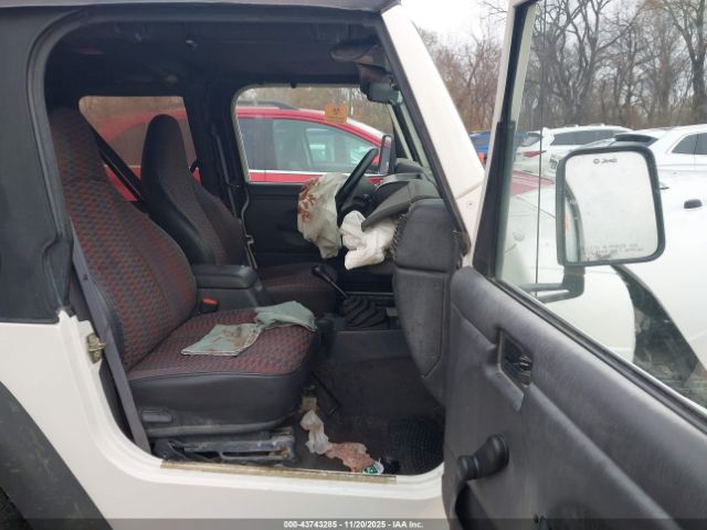 1999 JEEP WRANGLER 1J4FY19S8XP409324 Photo 4