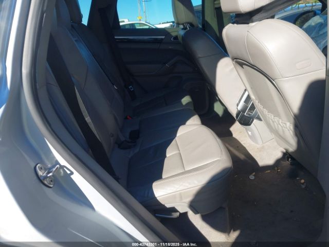 2013 PORSCHE CAYENNE WP1AA2A28DLA11909 Photo 7