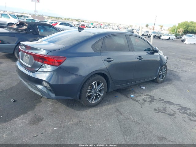 KIA Forte Lxs 2023 3KPF24AD8PE549217 Image 4