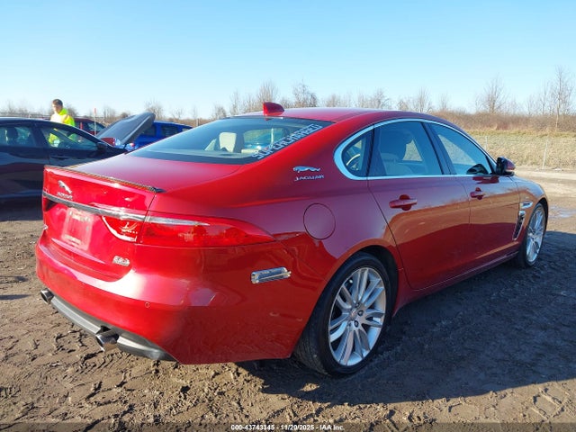 2016 JAGUAR XF SAJBK4BV3GCY12776 Photo 3
