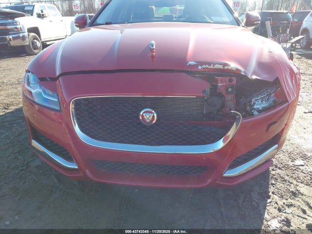 2016 JAGUAR XF SAJBK4BV3GCY12776 Photo 5