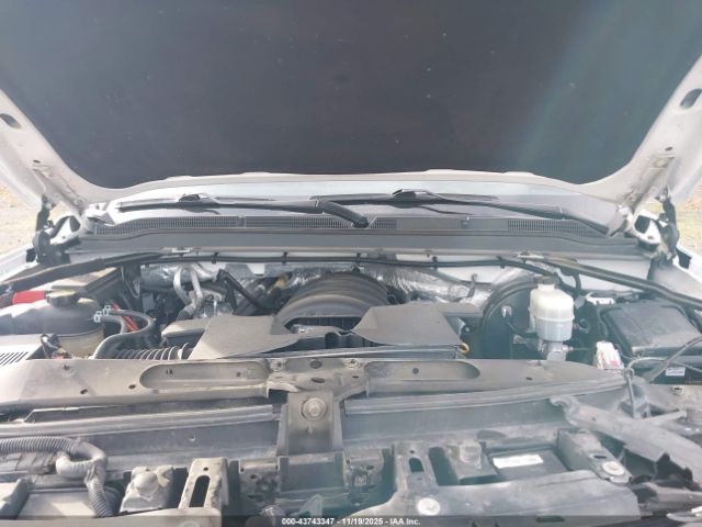 2017 GMC YUKON 1GKS2AKC0HR190572 Photo 9