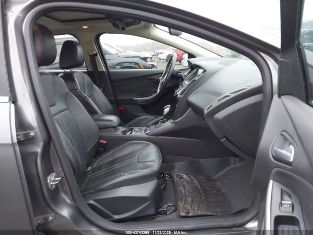2014 FORD FOCUS 1FADP3N29EL422630 Photo 4