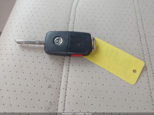 2015 VOLKSWAGEN PASSAT 1VWBV7A37FC093146 Photo 10