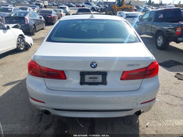 WBAJA5C36HG456055 BMW 530I