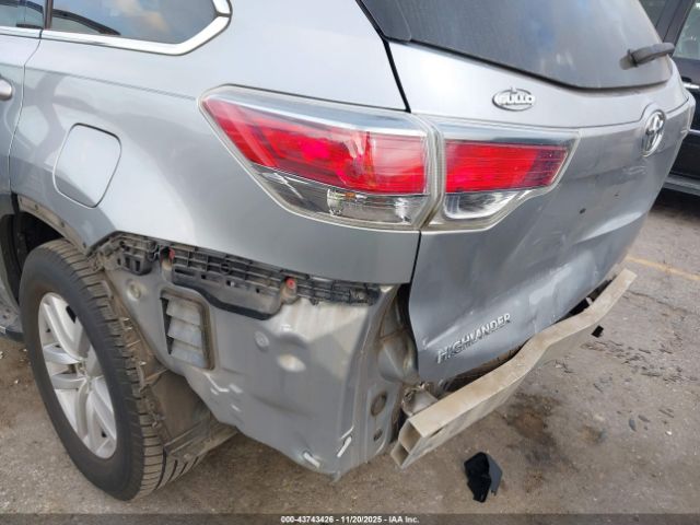 2015 TOYOTA HIGHLANDER 5TDZARFHXFS016699 Photo 5