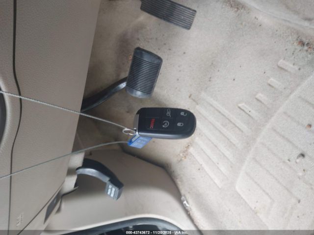 2018 JEEP GRAND CHEROKEE 1C4RJFCG2JC103517 Photo 10