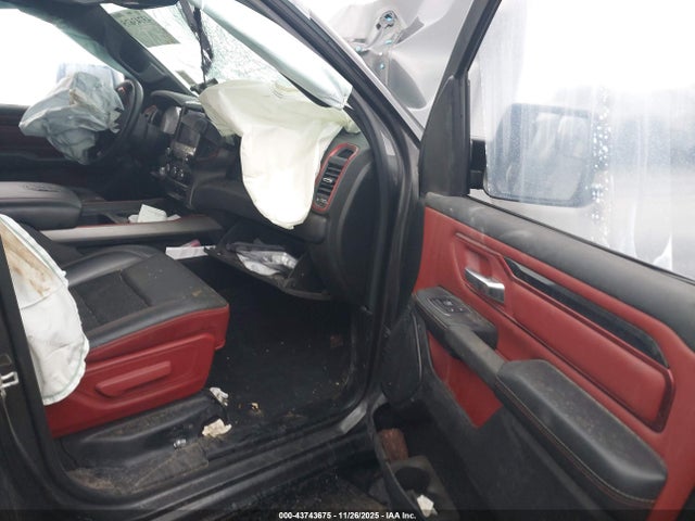 Продажа на аукционе авто 2019 Ram 1500 Rebel  4x4 6'4 Box, vin: 1C6SRFET2KN577453, номер лота: 43743675