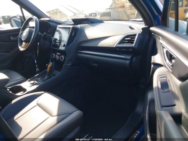 2022 SUBARU FORESTER JF2SKAMC2NH421208 Photo 4