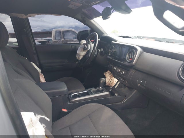 3TMCZ5AN8KM231965 Toyota Tacoma Trd Off Road