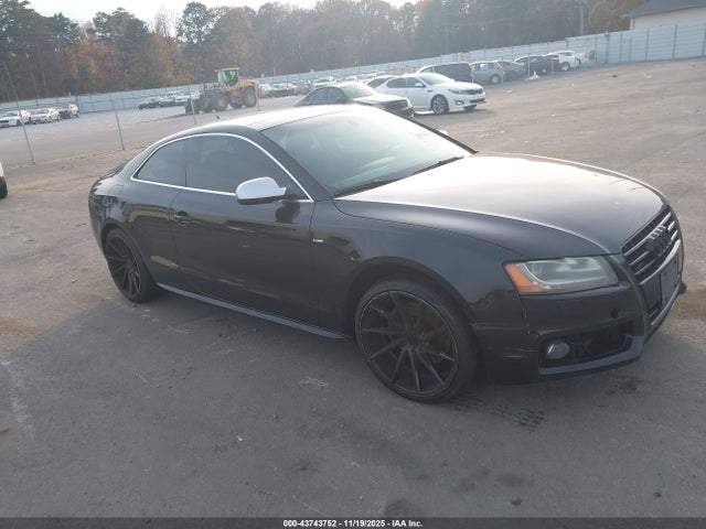2011 AUDI A5 WAUWFBFR1BA050832 Photo 0