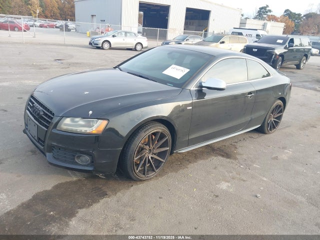 2011 AUDI A5 WAUWFBFR1BA050832 Photo 1