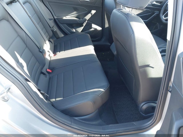 Volkswagen Jetta 1.5t Se 2024 3VW7M7BU1RM033897 Image 8