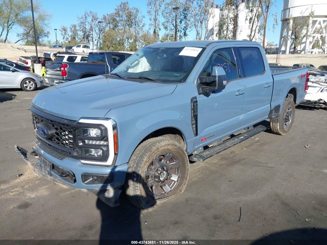 1FT8W2BM6PED82092 Ford E-250 Lariat