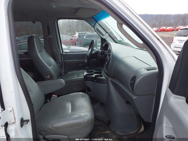 2008 Ford E-350 Super Duty მანქანა იყიდება აუქციონზე, vin: 1FBSS31L58DA08326, აუქციონის ნომერი: 43743927