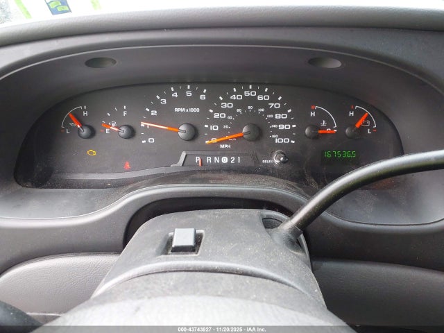 2008 Ford E-350 Super Duty მანქანა იყიდება აუქციონზე, vin: 1FBSS31L58DA08326, აუქციონის ნომერი: 43743927