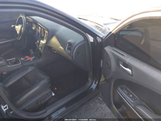 2021 DODGE CHARGER 2C3CDXBG8MH580897 Photo 4